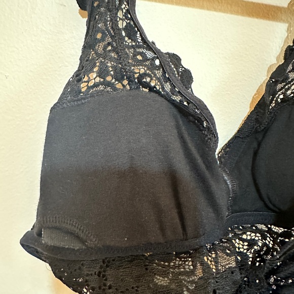 Aerie Lace Halter Neck Bralette with removable pads - Picture 6 of 6